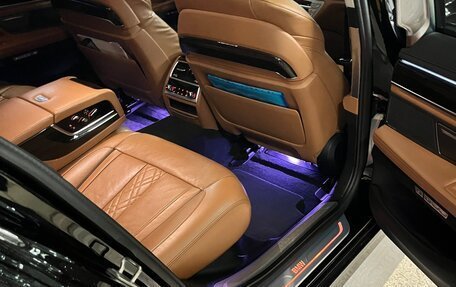 BMW 7 серия, 2016 год, 3 600 000 рублей, 10 фотография