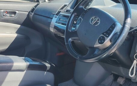 Toyota Prius, 2007 год, 850 000 рублей, 11 фотография
