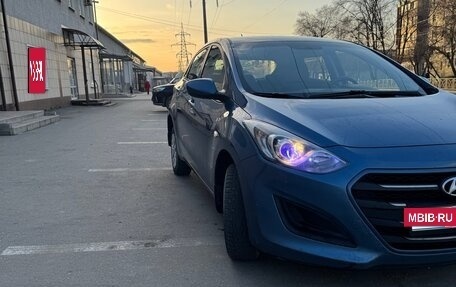 Hyundai i30 II рестайлинг, 2015 год, 900 000 рублей, 3 фотография