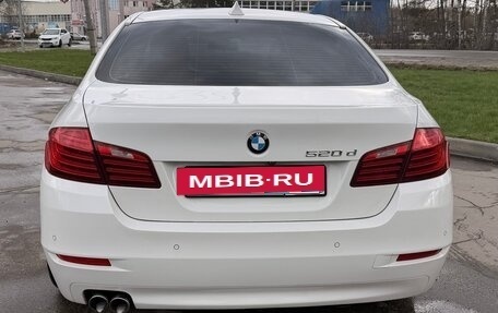 BMW 5 серия, 2013 год, 1 820 000 рублей, 8 фотография