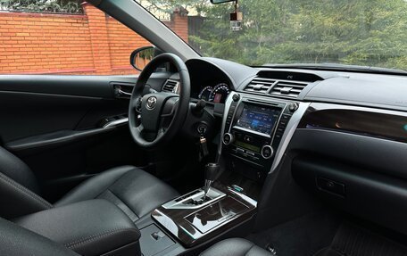 Toyota Camry, 2014 год, 1 950 000 рублей, 8 фотография
