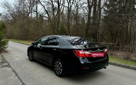 Toyota Camry, 2014 год, 1 950 000 рублей, 6 фотография