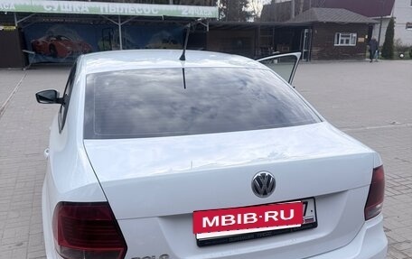 Volkswagen Polo VI (EU Market), 2015 год, 950 000 рублей, 3 фотография