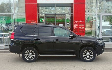Toyota Land Cruiser Prado 150 рестайлинг 2, 2019 год, 5 125 000 рублей, 4 фотография