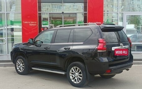 Toyota Land Cruiser Prado 150 рестайлинг 2, 2019 год, 5 125 000 рублей, 7 фотография
