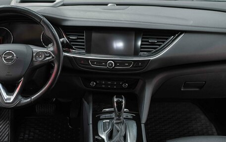 Opel Insignia II рестайлинг, 2018 год, 1 850 000 рублей, 7 фотография