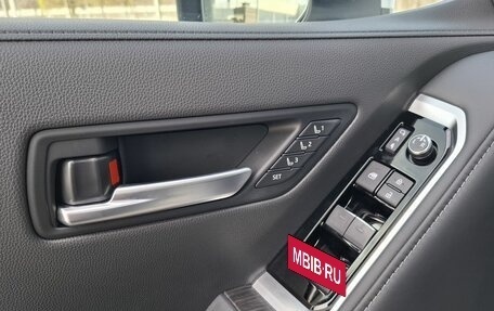 Toyota Land Cruiser, 2025 год, 16 700 000 рублей, 19 фотография