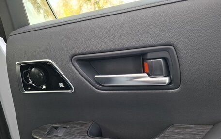 Toyota Land Cruiser, 2025 год, 16 700 000 рублей, 29 фотография