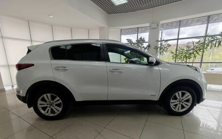 KIA Sportage IV рестайлинг, 2018 год, 1 975 000 рублей, 4 фотография