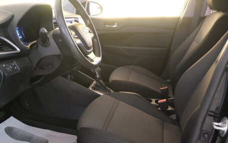 Hyundai Solaris II рестайлинг, 2017 год, 1 079 000 рублей, 7 фотография