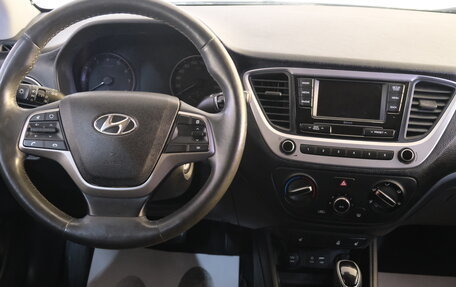 Hyundai Solaris II рестайлинг, 2017 год, 1 079 000 рублей, 11 фотография