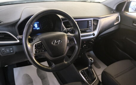 Hyundai Solaris II рестайлинг, 2017 год, 1 079 000 рублей, 10 фотография