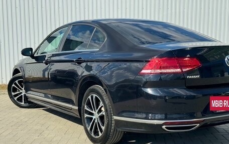 Volkswagen Passat B8 рестайлинг, 2016 год, 1 699 000 рублей, 14 фотография