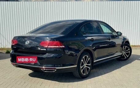 Volkswagen Passat B8 рестайлинг, 2016 год, 1 699 000 рублей, 5 фотография