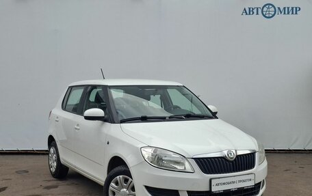 Skoda Fabia II, 2012 год, 525 000 рублей, 3 фотография