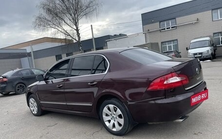 Skoda Superb III рестайлинг, 2012 год, 820 000 рублей, 5 фотография