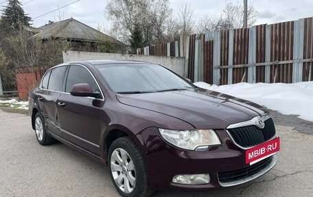 Skoda Superb III рестайлинг, 2012 год, 820 000 рублей, 3 фотография