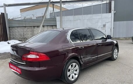Skoda Superb III рестайлинг, 2012 год, 820 000 рублей, 2 фотография