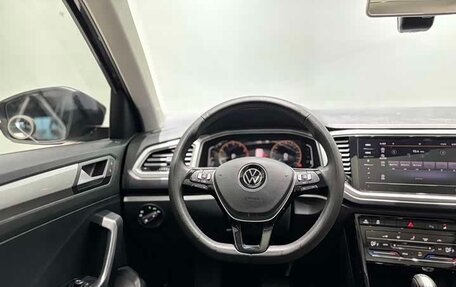 Volkswagen T-Roc I, 2022 год, 1 848 000 рублей, 10 фотография
