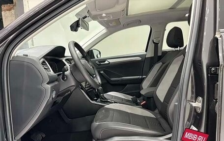 Volkswagen T-Roc I, 2022 год, 1 848 000 рублей, 7 фотография