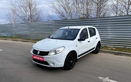 Renault Sandero I, 2012 год, 425 000 рублей, 1 фотография