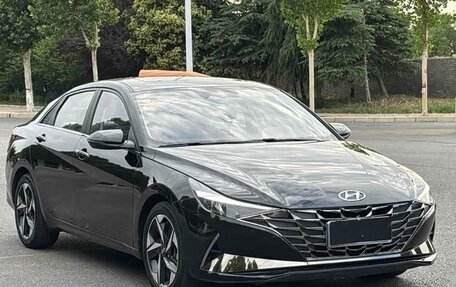Hyundai Elantra, 2023 год, 1 577 000 рублей, 3 фотография