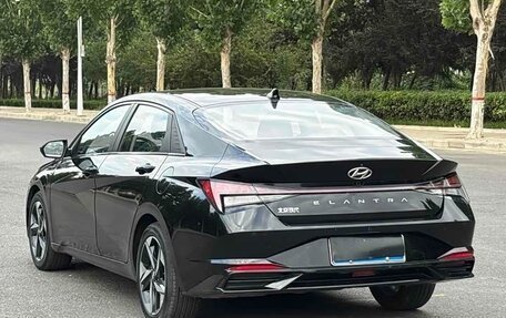 Hyundai Elantra, 2023 год, 1 577 000 рублей, 6 фотография