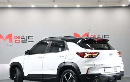 Chevrolet TrailBlazer, 2022 год, 1 802 000 рублей, 3 фотография