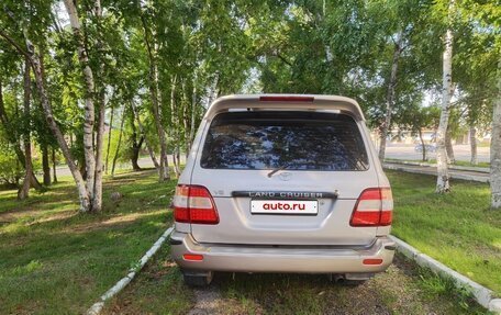 Toyota Land Cruiser 100 рестайлинг 2, 2001 год, 1 750 000 рублей, 3 фотография