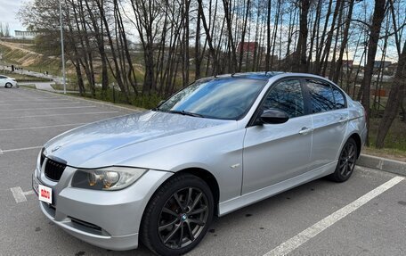 BMW 3 серия, 2005 год, 730 000 рублей, 2 фотография