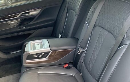 BMW 7 серия, 2021 год, 7 800 000 рублей, 2 фотография