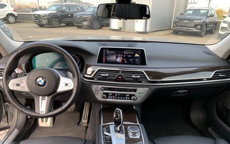 BMW 7 серия, 2021 год, 7 800 000 рублей, 10 фотография