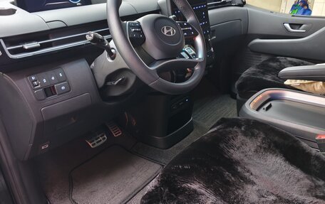 Hyundai Staria, 2024 год, 6 290 000 рублей, 3 фотография