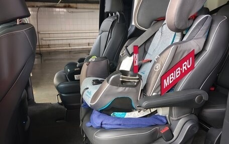Hyundai Staria, 2024 год, 6 290 000 рублей, 7 фотография