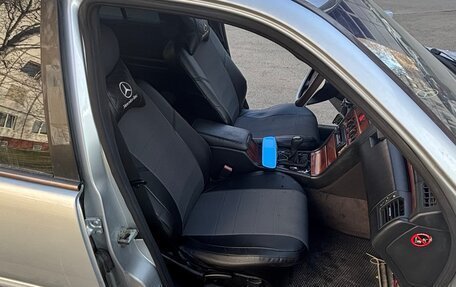 Mercedes-Benz E-Класс, 1997 год, 400 000 рублей, 4 фотография