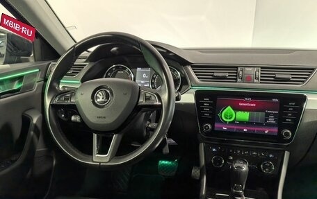 Skoda Superb III рестайлинг, 2017 год, 1 850 000 рублей, 19 фотография