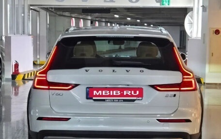 Volvo V60 II, 2025 год, 5 500 000 рублей, 4 фотография