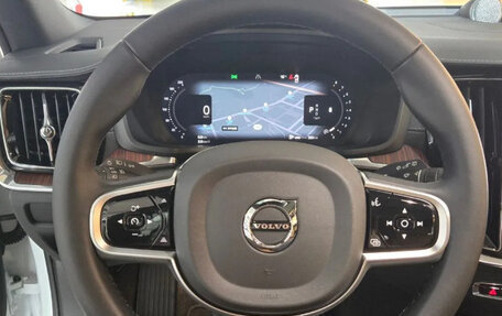 Volvo V60 II, 2025 год, 5 500 000 рублей, 10 фотография