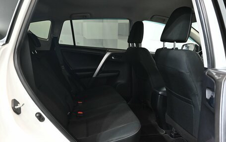Toyota RAV4, 2018 год, 2 985 000 рублей, 16 фотография
