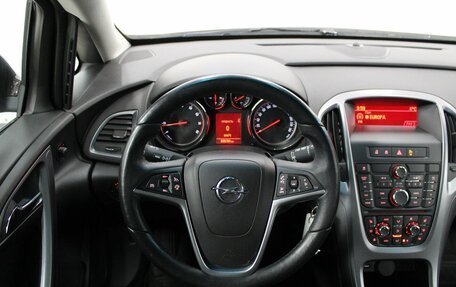 Opel Astra J, 2013 год, 790 000 рублей, 4 фотография