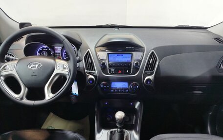 Hyundai ix35 I рестайлинг, 2012 год, 1 220 000 рублей, 15 фотография