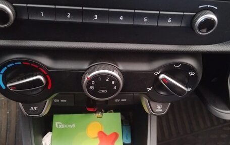 KIA Rio IV, 2020 год, 1 600 000 рублей, 7 фотография