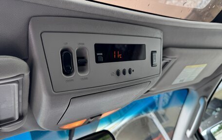 Infiniti QX56, 2004 год, 1 300 000 рублей, 27 фотография