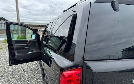 Infiniti QX56, 2004 год, 1 300 000 рублей, 28 фотография