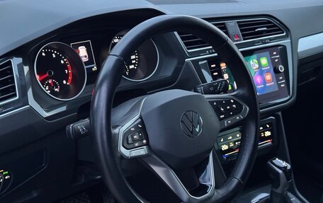 Volkswagen Tiguan II, 2021 год, 2 500 000 рублей, 3 фотография