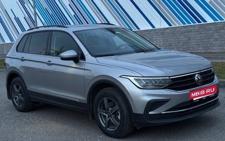 Volkswagen Tiguan II, 2021 год, 2 500 000 рублей, 15 фотография