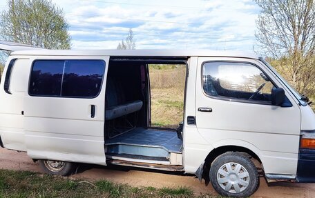 Toyota HiAce H100, 1993 год, 150 000 рублей, 5 фотография