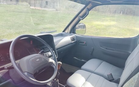Toyota HiAce H100, 1993 год, 150 000 рублей, 11 фотография