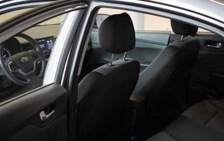 Hyundai Solaris II рестайлинг, 2021 год, 1 850 000 рублей, 20 фотография