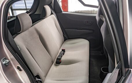 Toyota Vitz, 2011 год, 799 000 рублей, 9 фотография